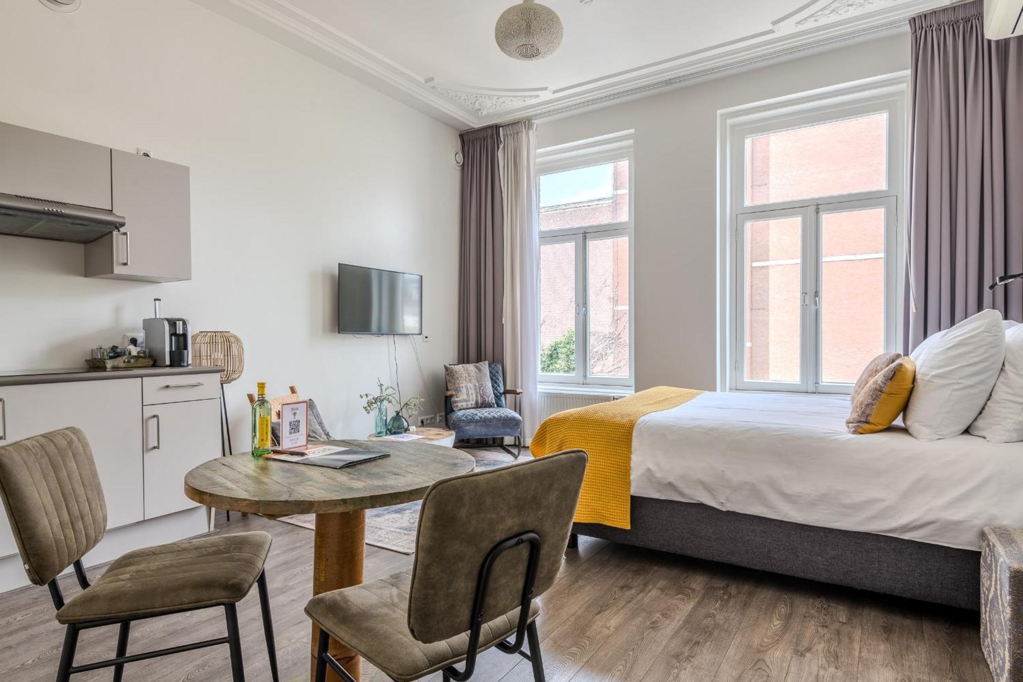 Hotel Oranjestaete Ναϊμέγκεν Εξωτερικό φωτογραφία