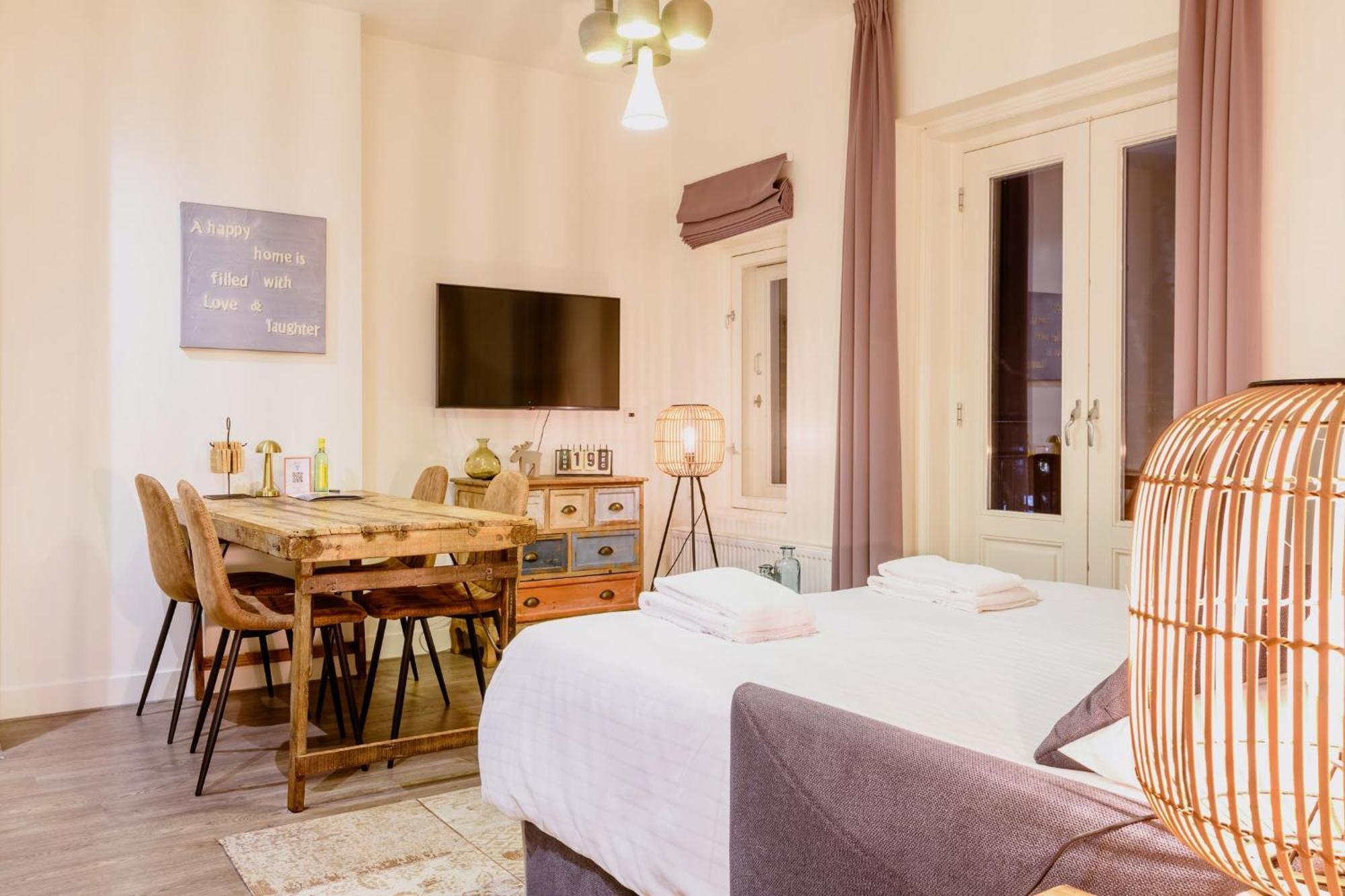 Hotel Oranjestaete Ναϊμέγκεν Εξωτερικό φωτογραφία